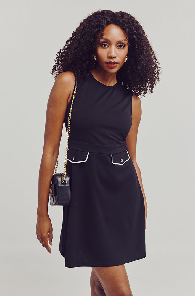 Penny Pocket Sleeveless Dress _ 156380 _ Black