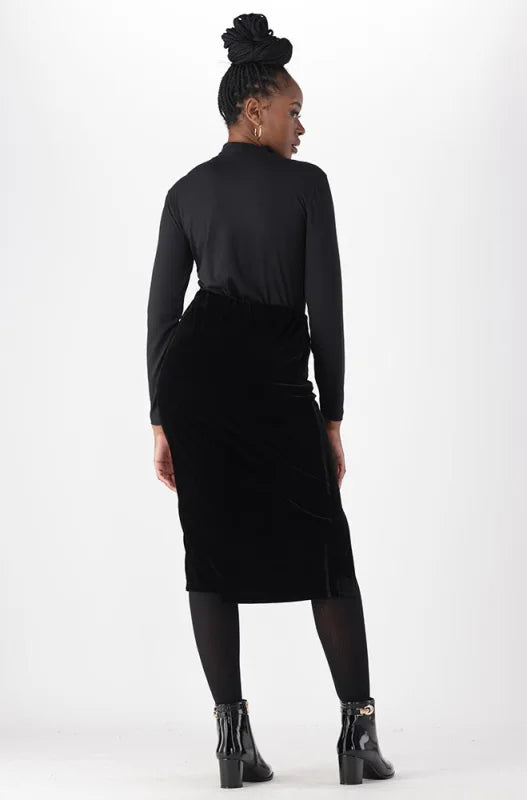 Dunns Clothing | Aria Button Detail Velour Pencil Skirt _ 148748 ...