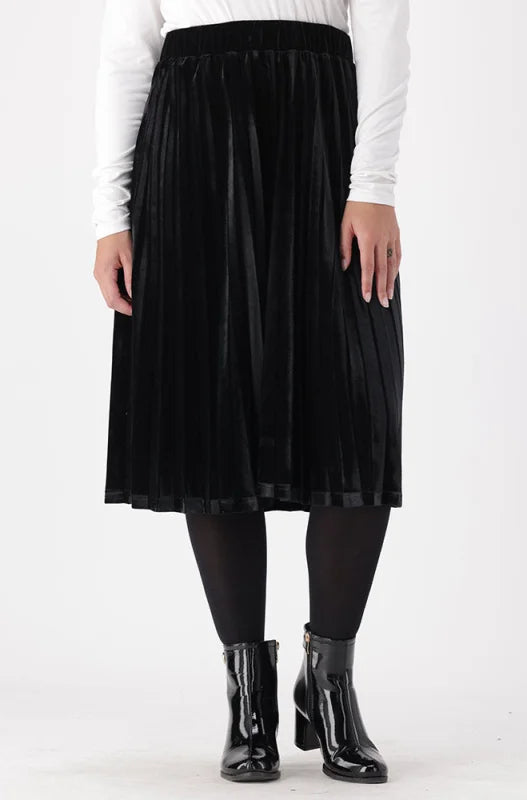 Dunns Clothing | Ladies | IRIS PLEATED SKIRT _ 148491 Black